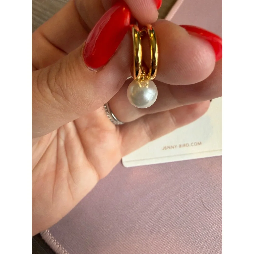 Jenny Bird Single Pearl Drop Hoop Earring High Polish Gold JB3352-HGP